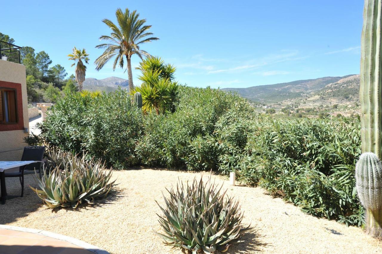 Finca El Almendral Relleu Exterior photo